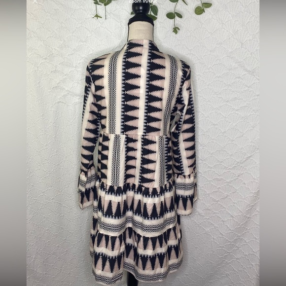 Dress - Picture 3 of 5